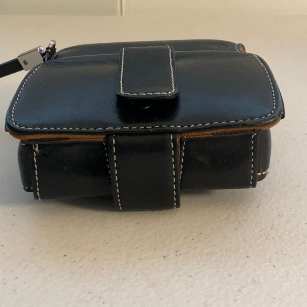 Olympus Camera Case - image 6